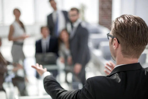 Einen Vortrag im Job halten